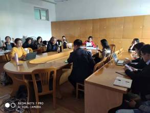 图片包含 室内, 墙壁, 地板, 餐桌描述已自动生成